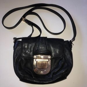 ✨ Black Michael Kors handbag ✨